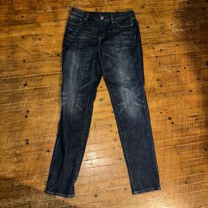 Chico’s So Slimming Girlfriend size 6 Slim leg ankle jeans